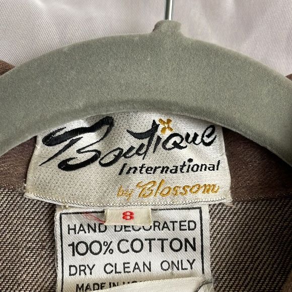 VINTAGE 1960s women's brown jacket with hand beaded golden eagle design size 8 - Picture 8 of 16